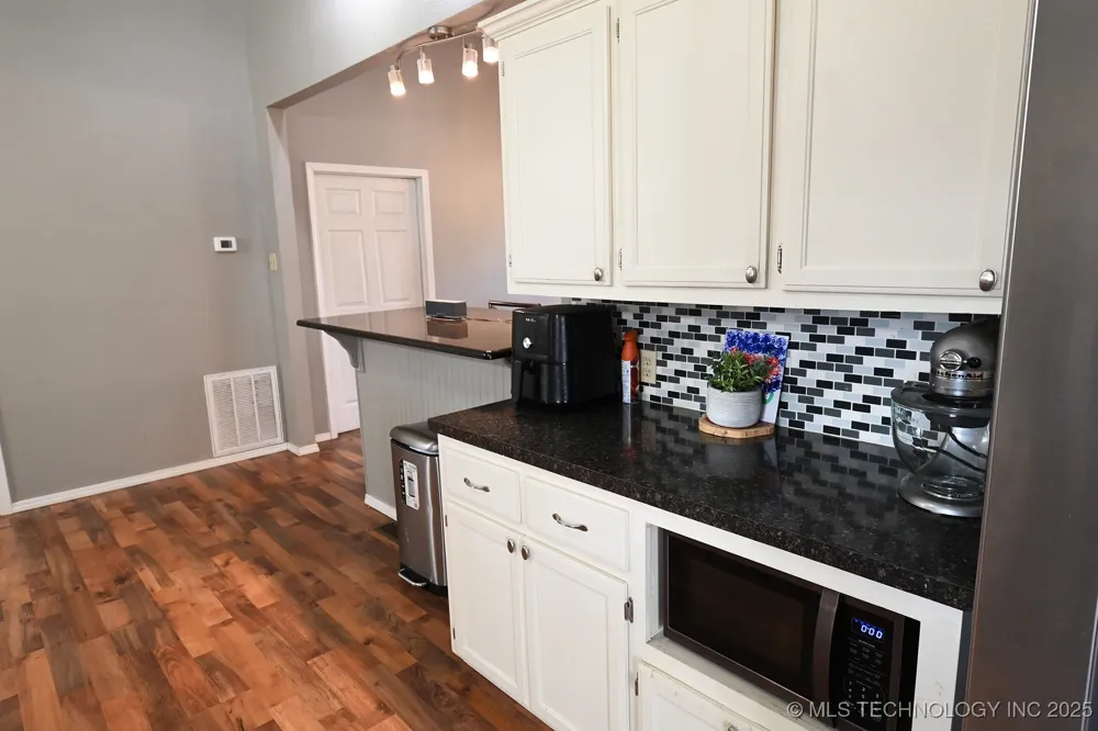 106219 S 4757 ROAD Muldrow, OK 74948
