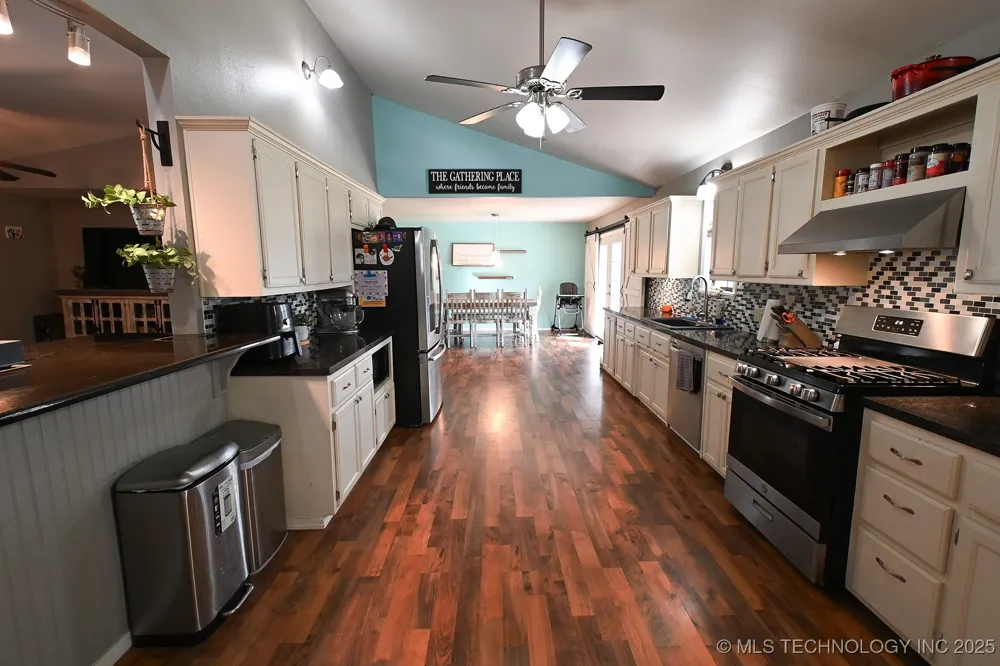 106219 S 4757 ROAD Muldrow, OK 74948