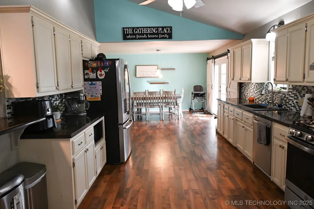 106219 S 4757 ROAD Muldrow, OK 74948
