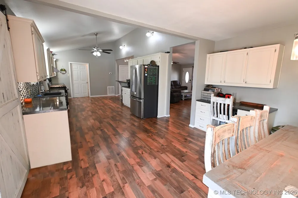 106219 S 4757 ROAD Muldrow, OK 74948