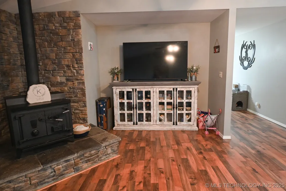 106219 S 4757 ROAD Muldrow, OK 74948