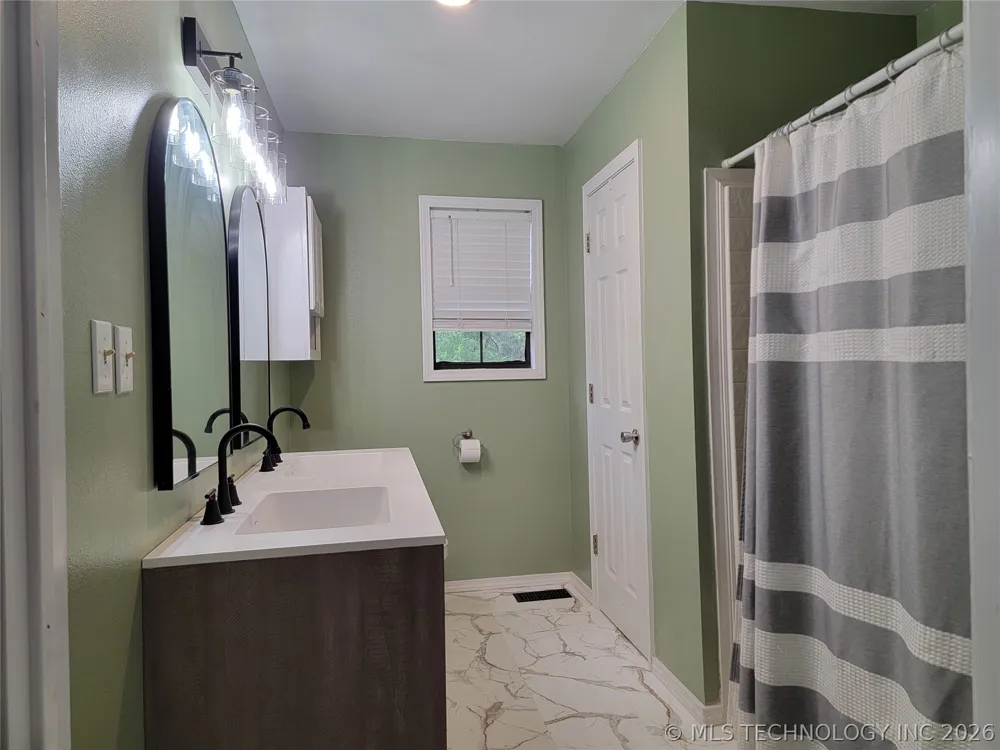 106219 S 4757 ROAD Muldrow, OK 74948