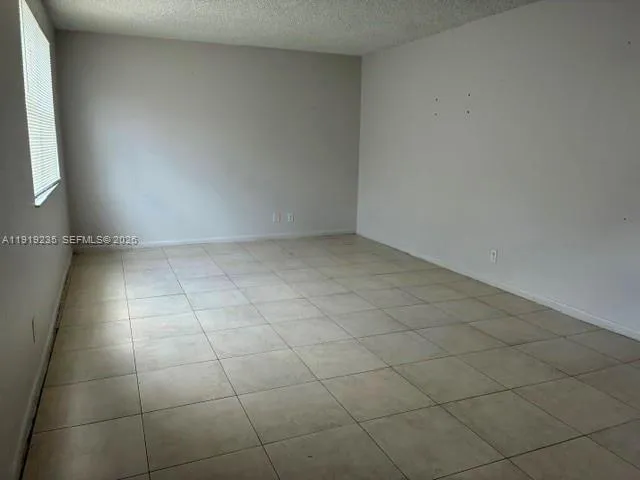 5831 Blueberry Ct #80 Lauderhill, FL 33313