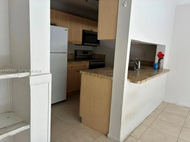 5831 Blueberry Ct #80 Lauderhill, FL 33313