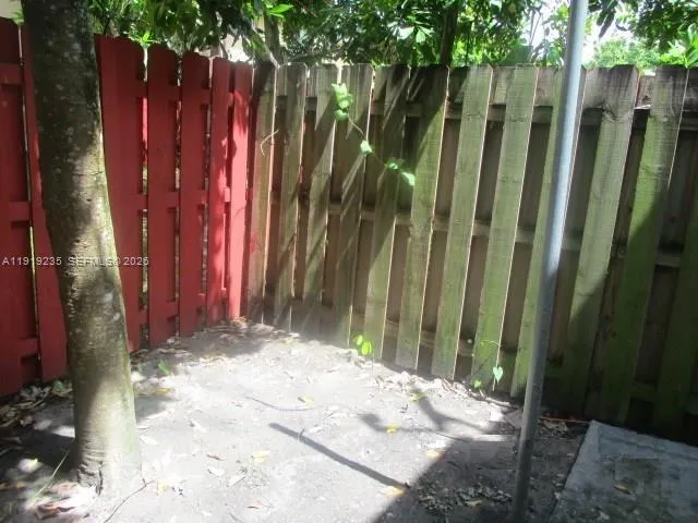 5831 Blueberry Ct #80 Lauderhill, FL 33313