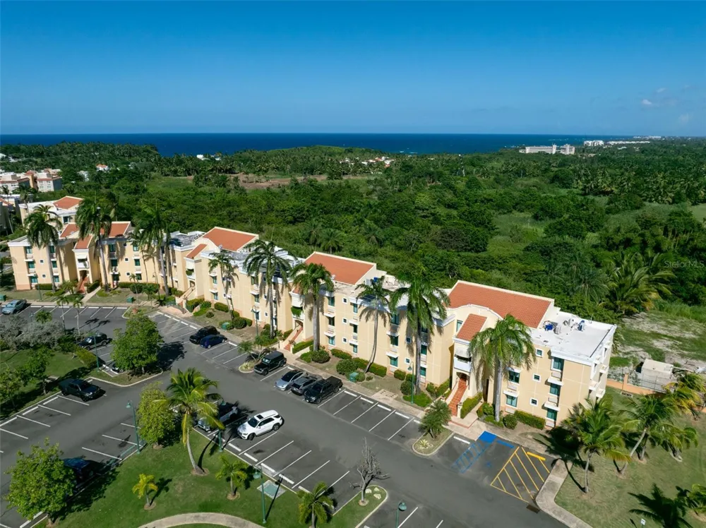 3104 EL DORADO CLUB #3104 Vega Alta, PR 00692