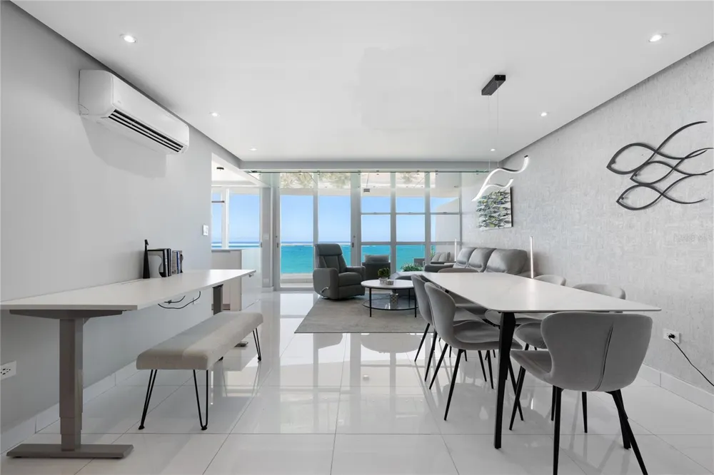 5575 AVENIDA ISLA VERDE #903 Carolina, PR 00979