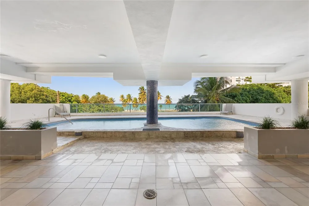 5575 AVENIDA ISLA VERDE #903 Carolina, PR 00979