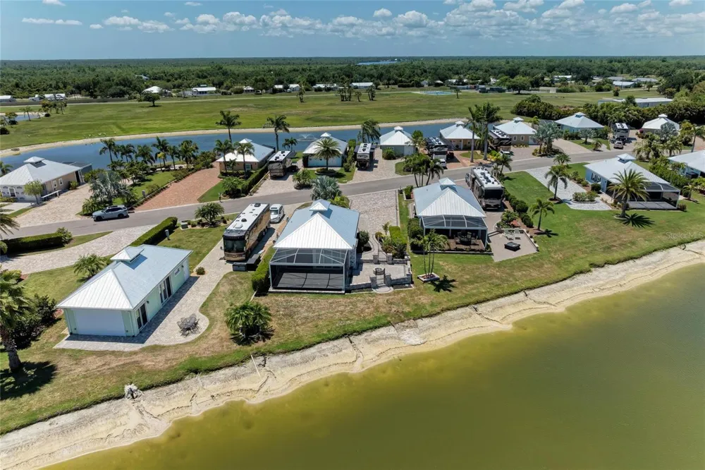 8239 SW SAND CRANE CIRCLE #LOT 11 Arcadia, FL 34269