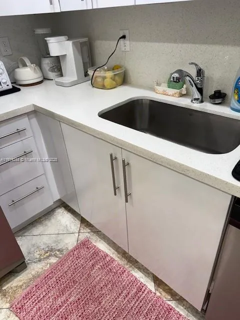 3701 Country Club Dr #706 Aventura, FL 33180
