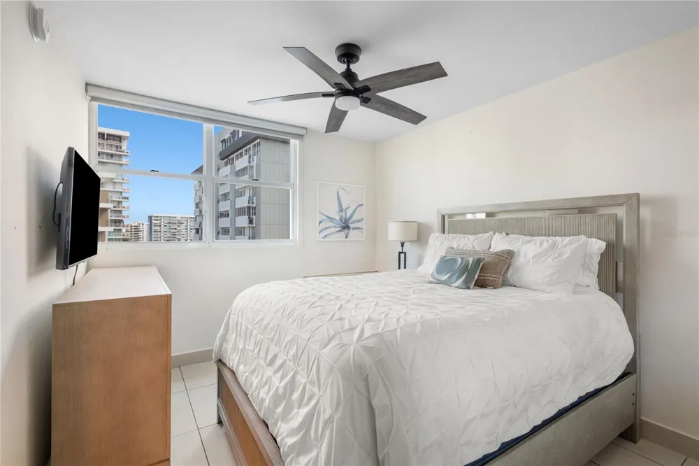 5575 AVENIDA ISLA VERDE #904 Carolina, PR 00979