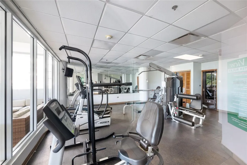 5575 AVENIDA ISLA VERDE #904 Carolina, PR 00979