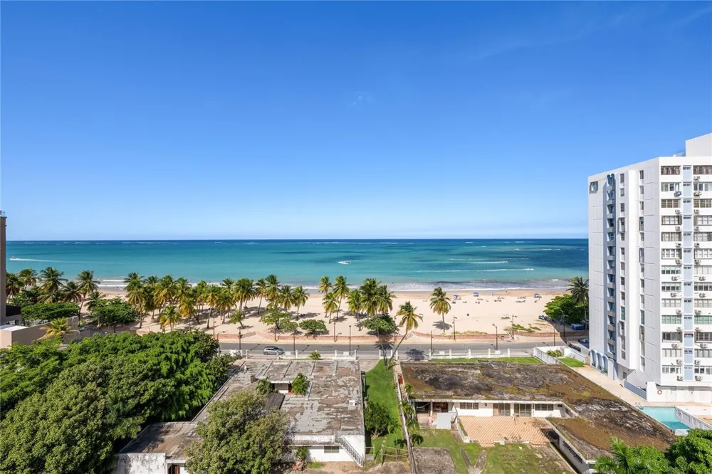 5575 AVENIDA ISLA VERDE #904 Carolina, PR 00979
