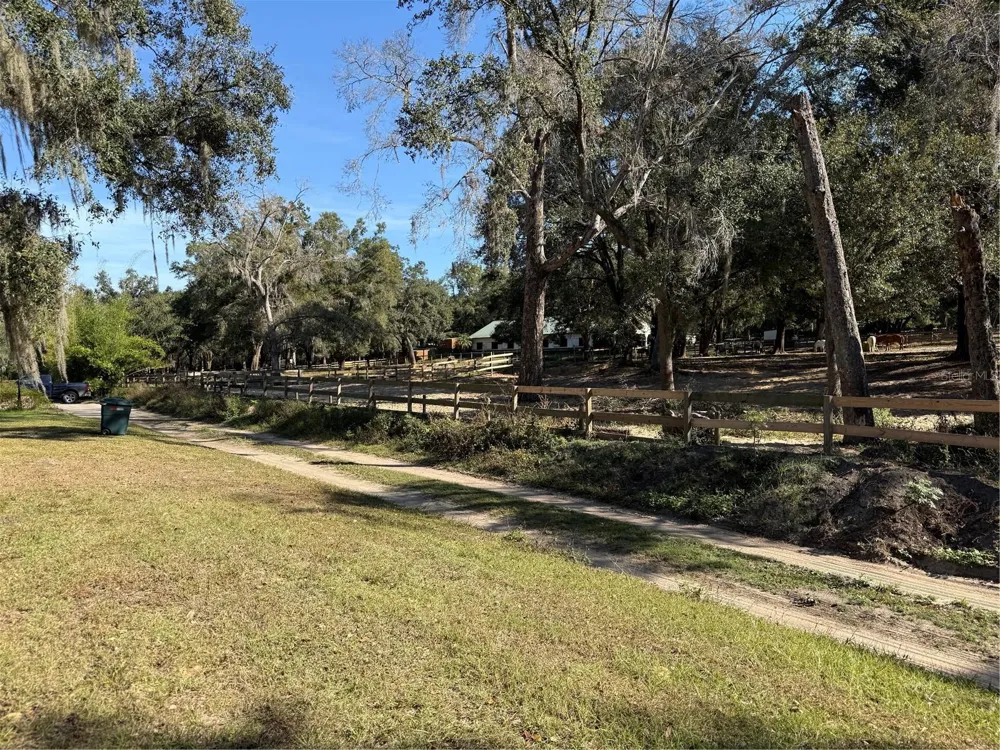 TRACT 6 WOODY LANE Dade City, FL 33525