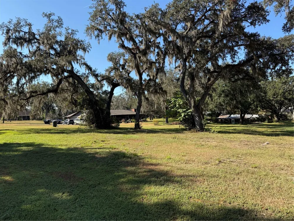 TRACT 6 WOODY LANE Dade City, FL 33525