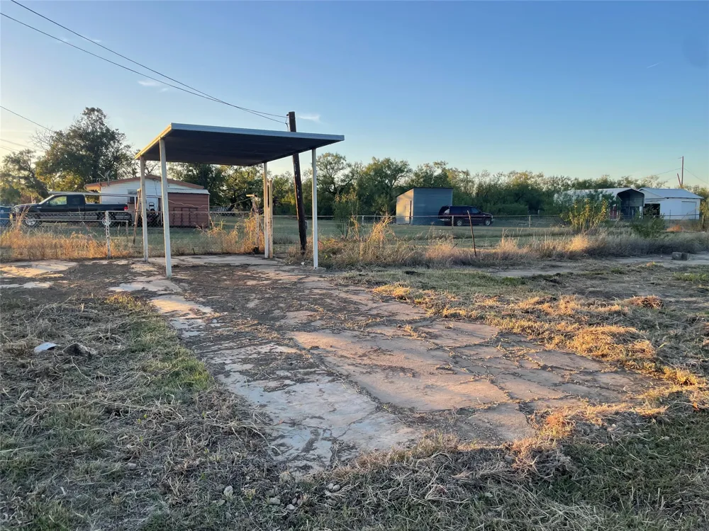 1001 Parks Street Breckenridge, TX 76424