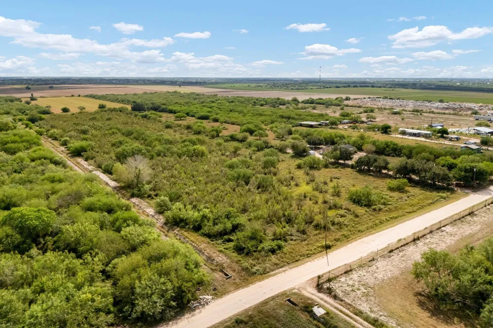 W W Mile 7 Monte Alto, TX 78538