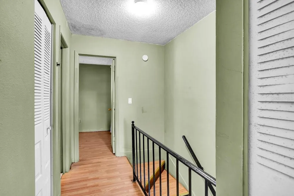 1817 CRYSTAL GROVE DRIVE Lakeland, FL 33801