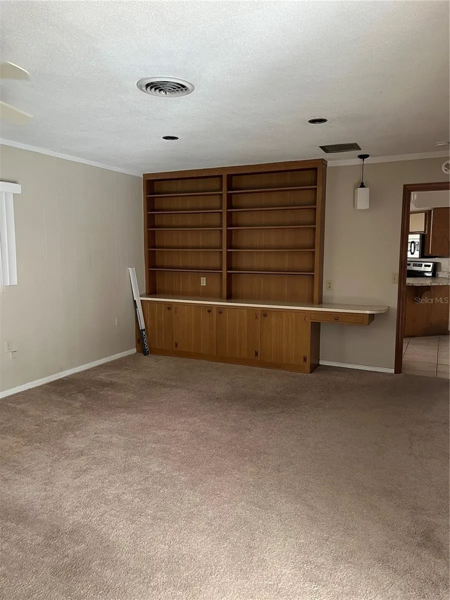 812 NORTHSIDE DRIVE Mount Dora, FL 32757