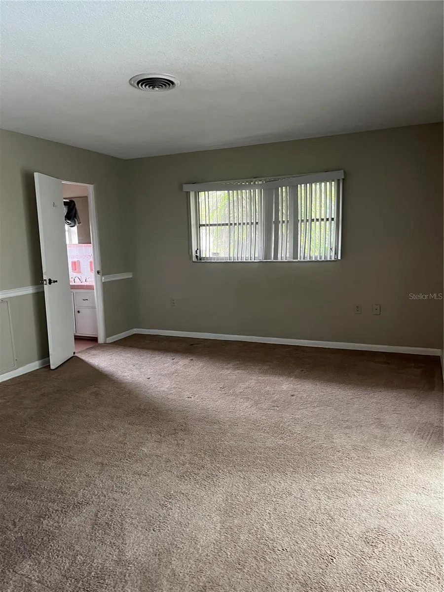 812 NORTHSIDE DRIVE Mount Dora, FL 32757