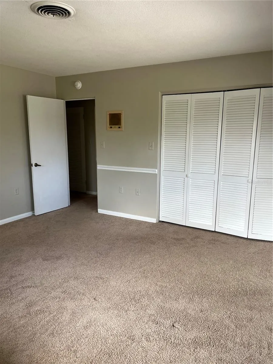 812 NORTHSIDE DRIVE Mount Dora, FL 32757