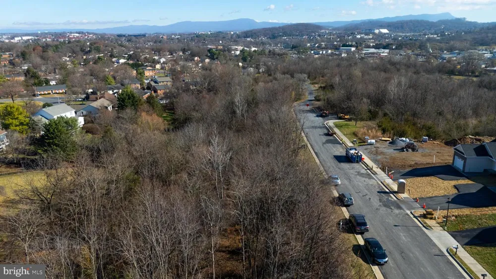 2132 WILLOW HILL DRIVE Harrisonburg, VA 22801