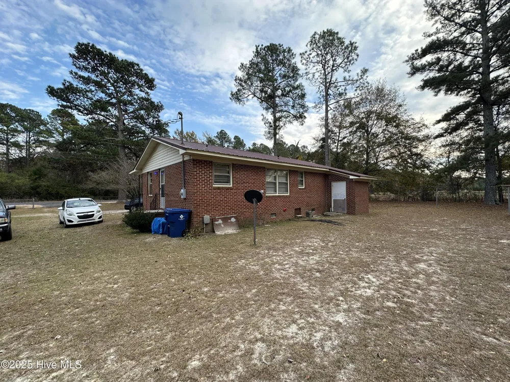1751 S Highway 385 Bennettsville, SC 29512