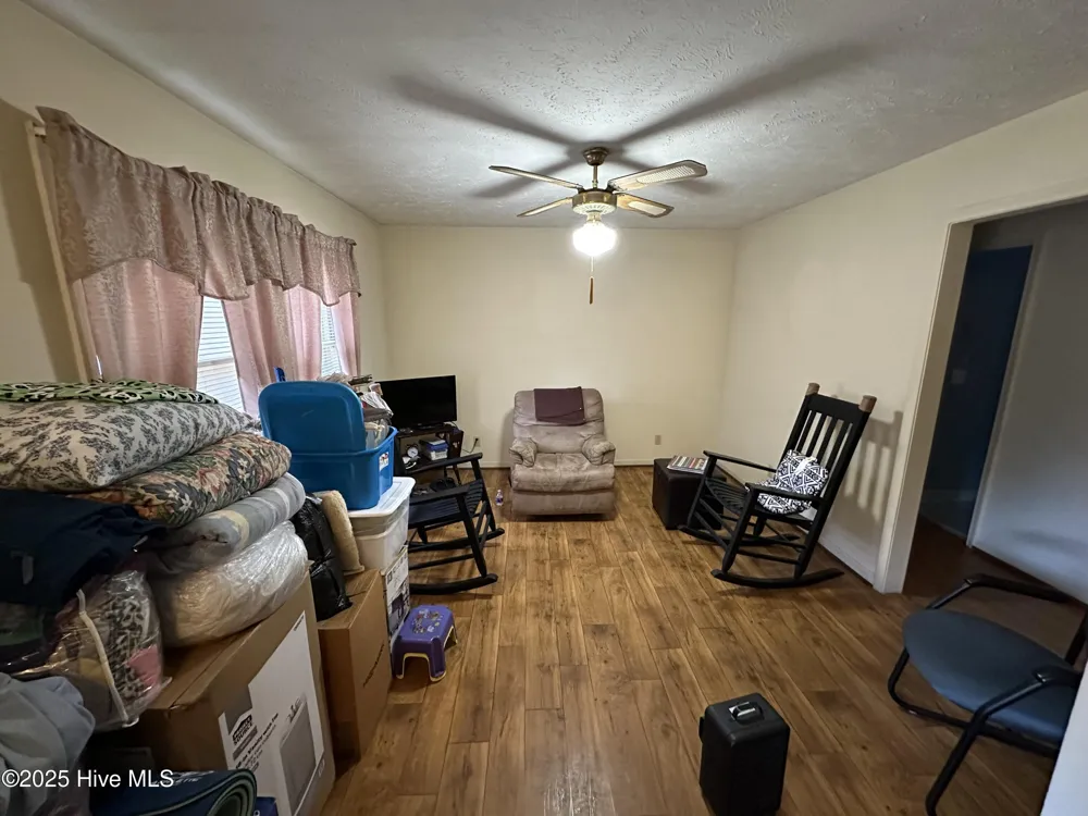 1751 S Highway 385 Bennettsville, SC 29512