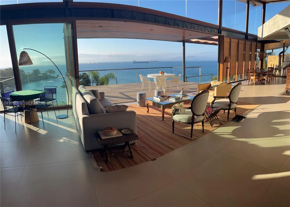 8557 Av. Eng. Martinho Storace 