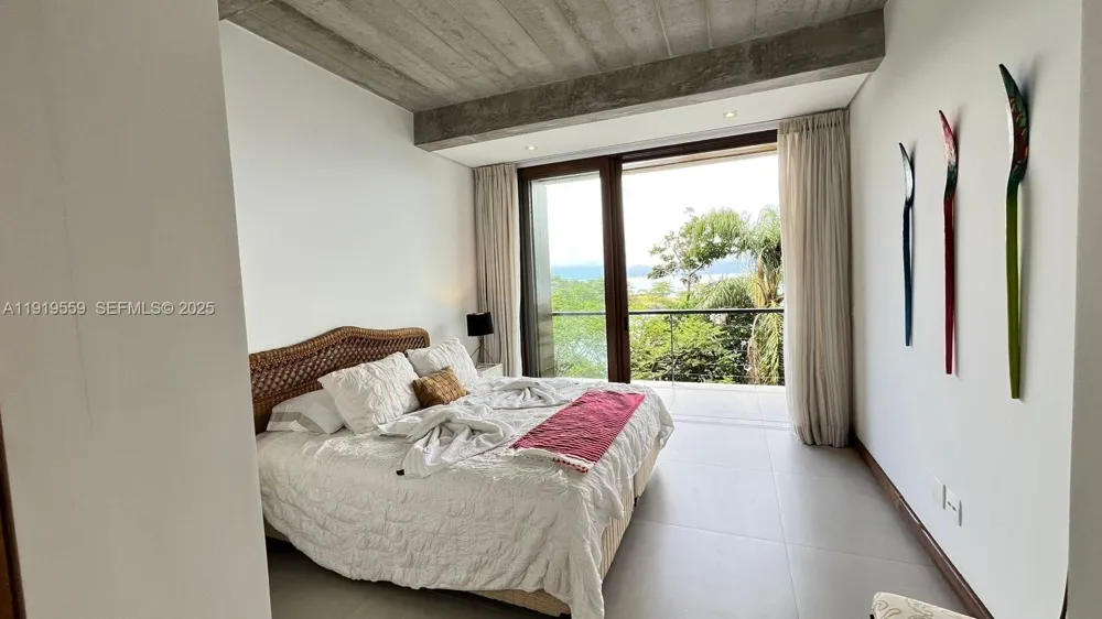 8557 Av. Eng. Martinho Storace 