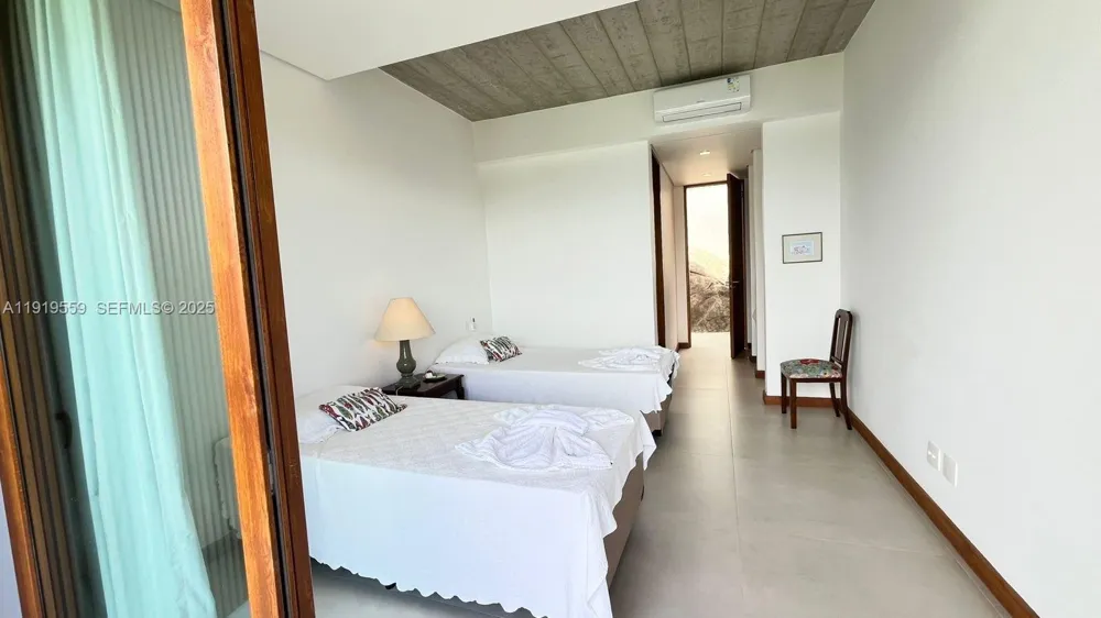 8557 Av. Eng. Martinho Storace 