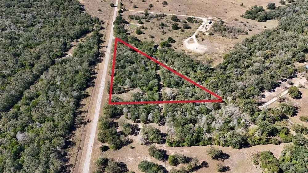 County Road 125 Ledbetter, TX 78946