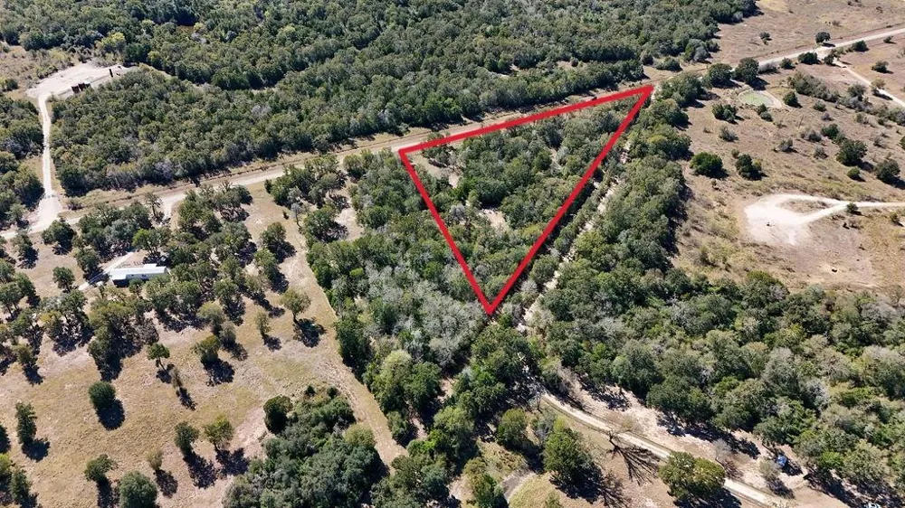 County Road 125 Ledbetter, TX 78946