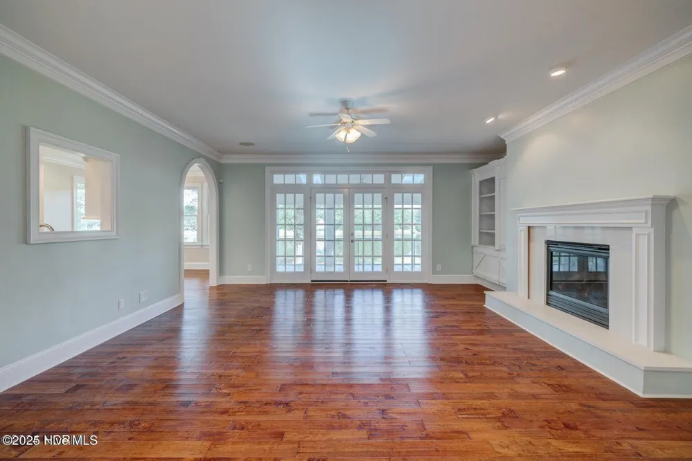 140 River Woods Drive Wallace, NC 28466