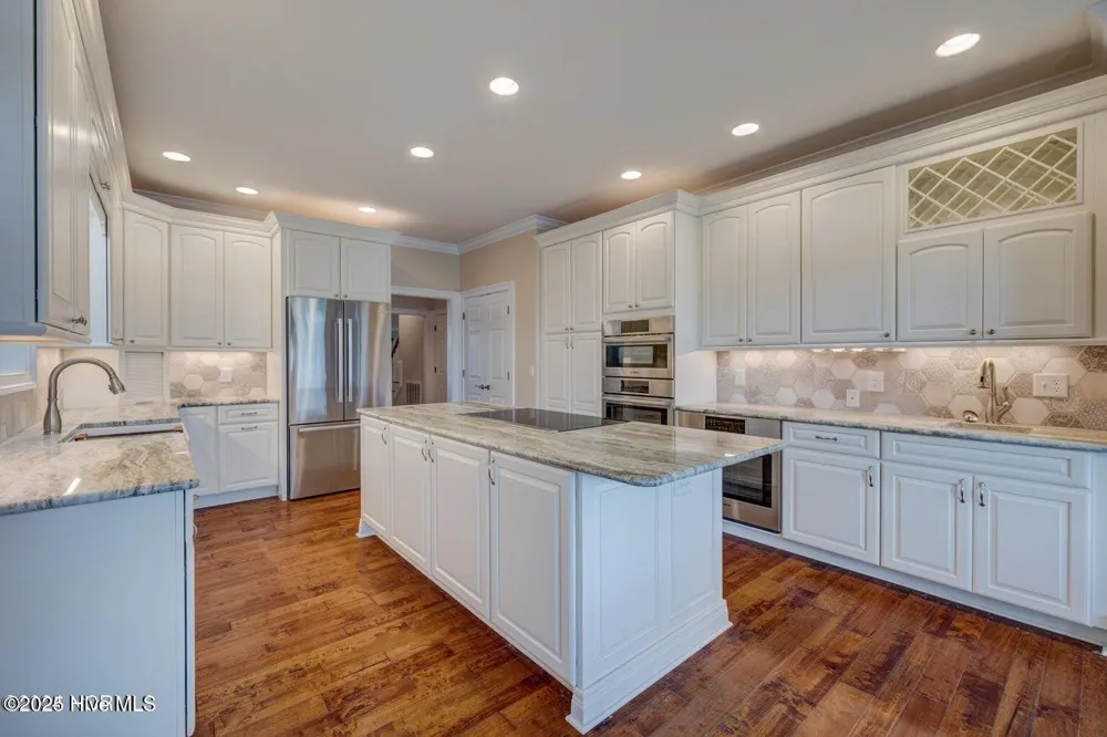 140 River Woods Drive Wallace, NC 28466