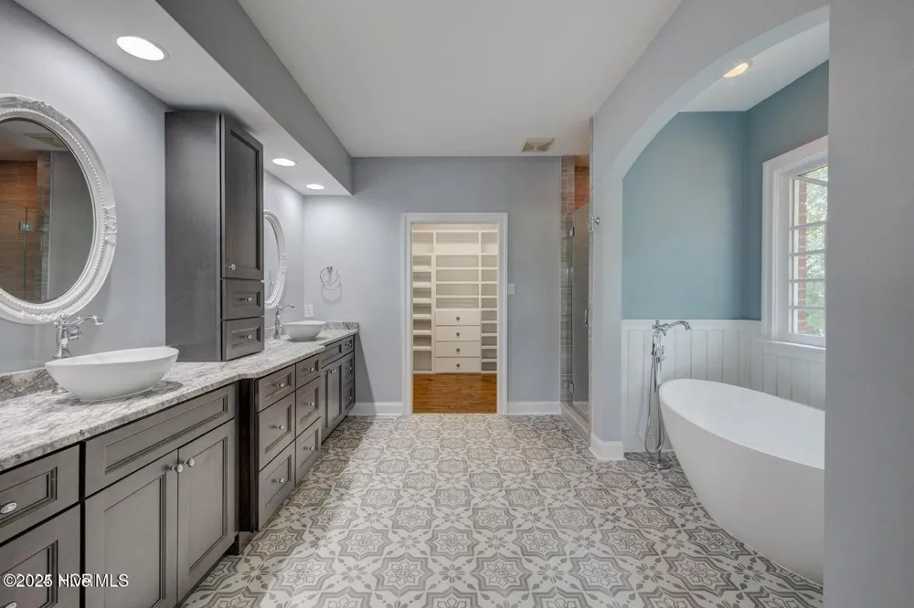 140 River Woods Drive Wallace, NC 28466