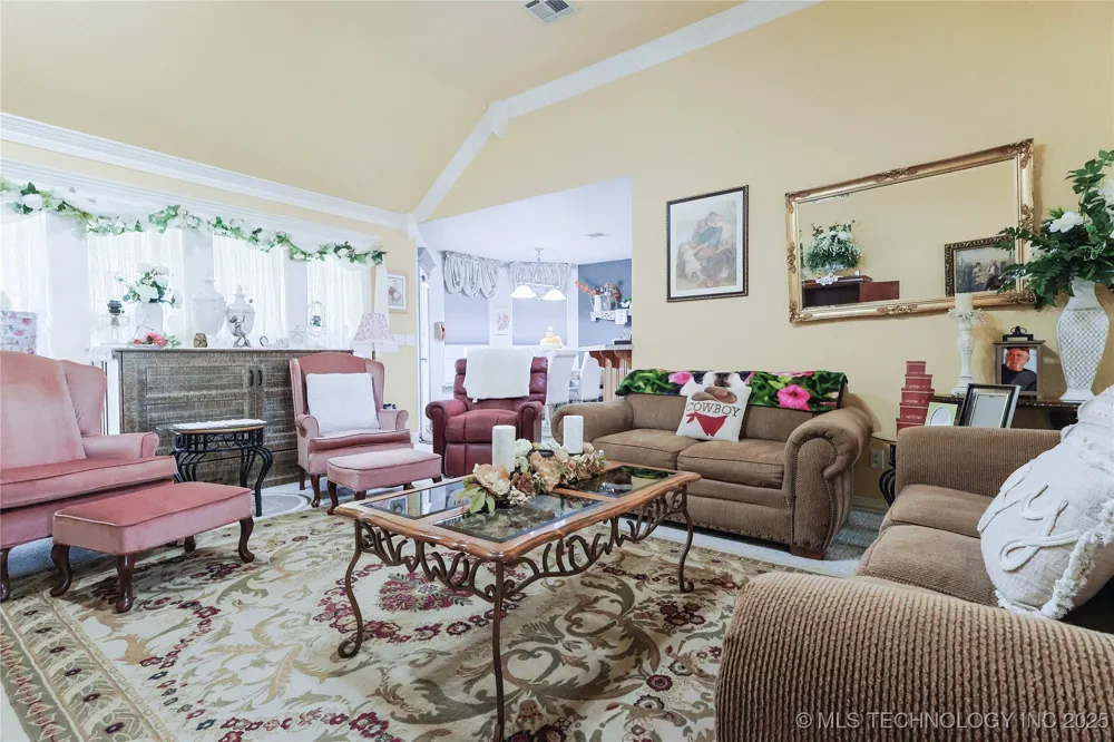 5117 Woodland Drive Skiatook, OK 74070