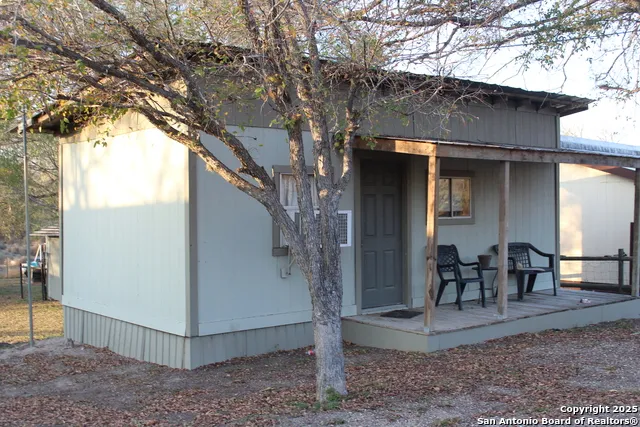 123 Choke Canyon Estates Three Rivers, TX 78071