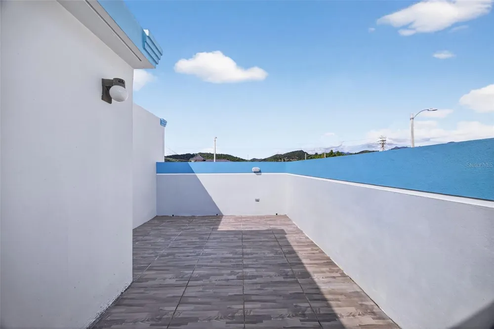 757 ENRIQUE LAGUERRE Ponce, PR 00715