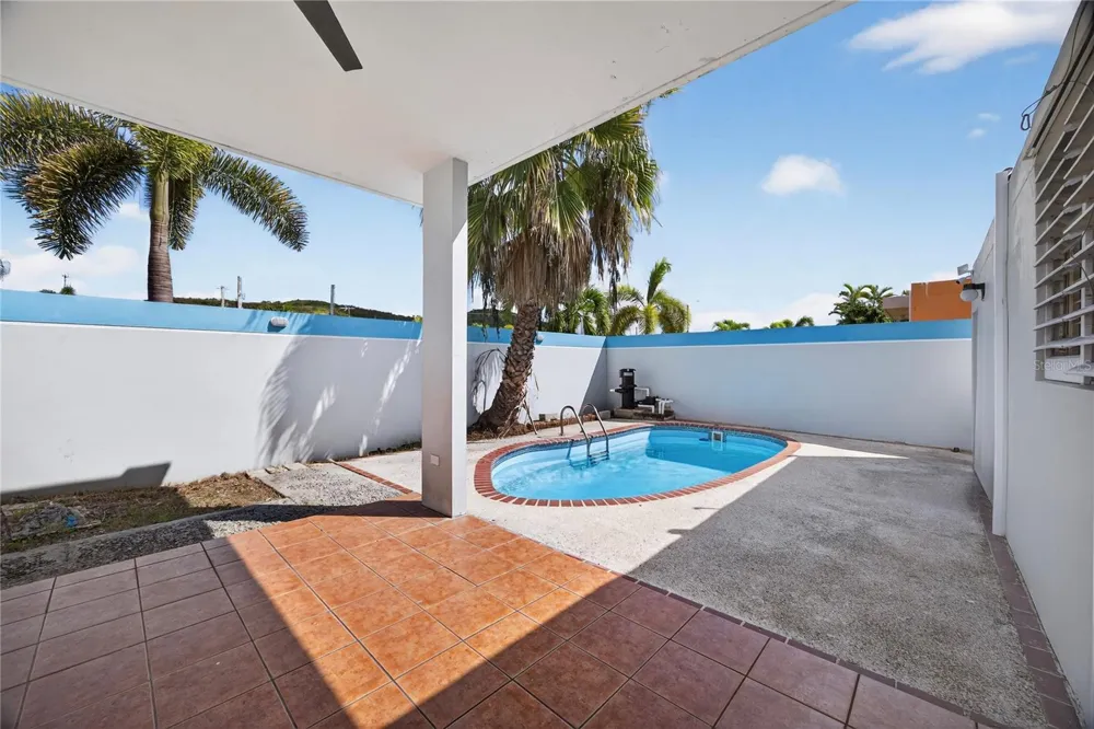 757 ENRIQUE LAGUERRE Ponce, PR 00715