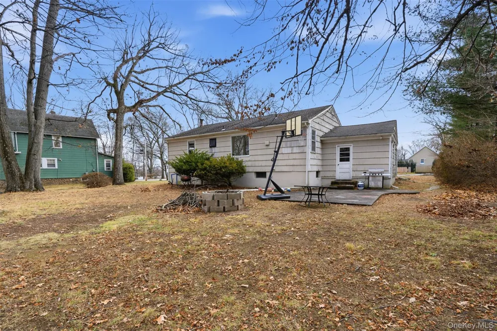 22 Hovenkamp Avenue Nanuet, NY 10954