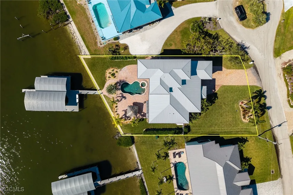 San Carlos Drive St James City, FL 33956