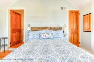 58 Broadway Ocean Grove, NJ 07756