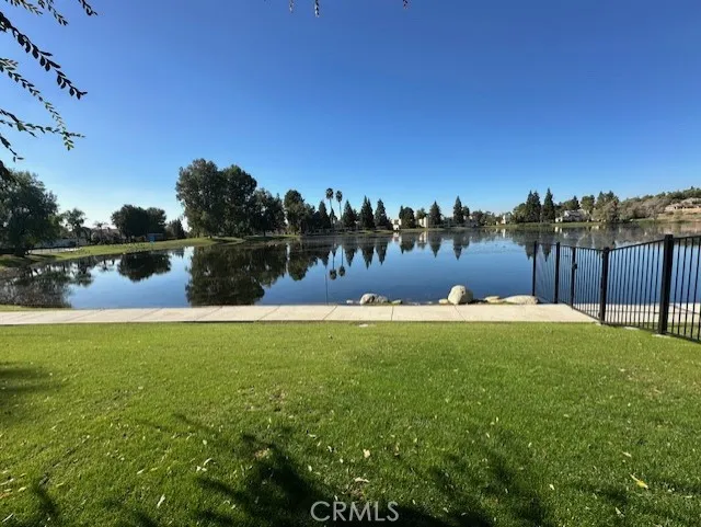 6203 Vista Estrella Bakersfield, CA 93306