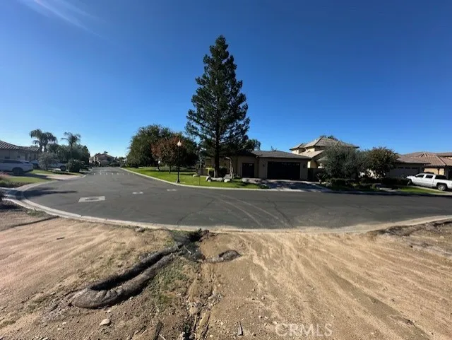 6203 Vista Estrella Bakersfield, CA 93306