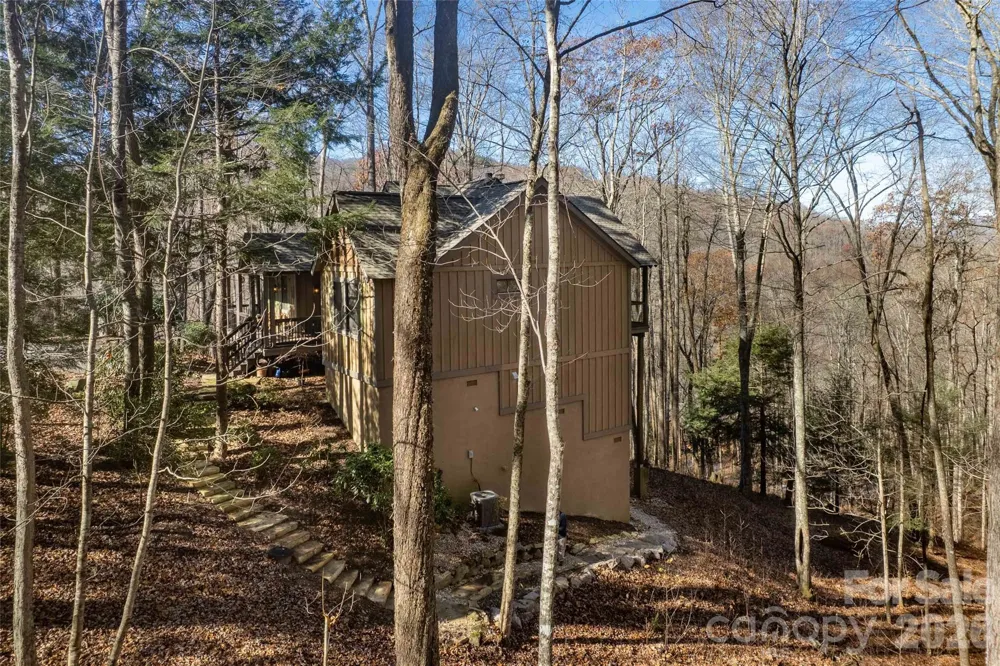 126 Mossycup Court Tuckasegee, NC 28783