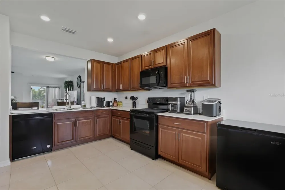 314 SE VAN LOON TERRACE Cape Coral, FL 33990