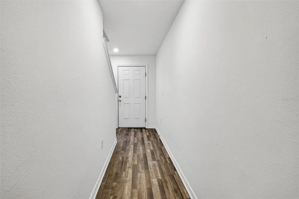 1753 EAGLE HAMMOCK BOULEVARD Eagle Lake, FL 33839