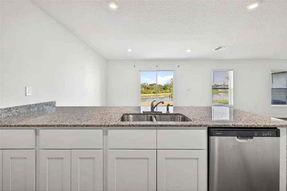 1753 EAGLE HAMMOCK BOULEVARD Eagle Lake, FL 33839