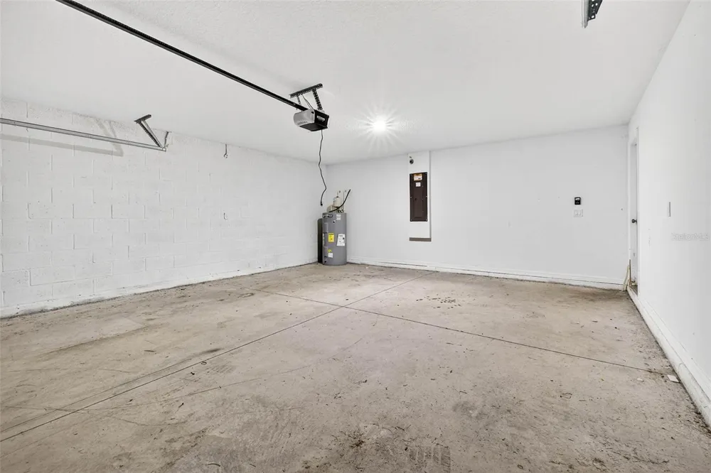 1753 EAGLE HAMMOCK BOULEVARD Eagle Lake, FL 33839